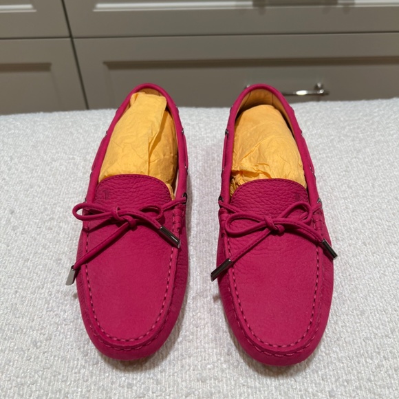 Tod’s Suede Drivers Loafers - Picture 3 of 3